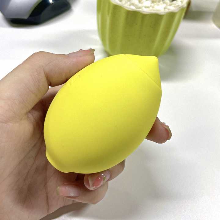 "Zesty" Lemon Clit Massager